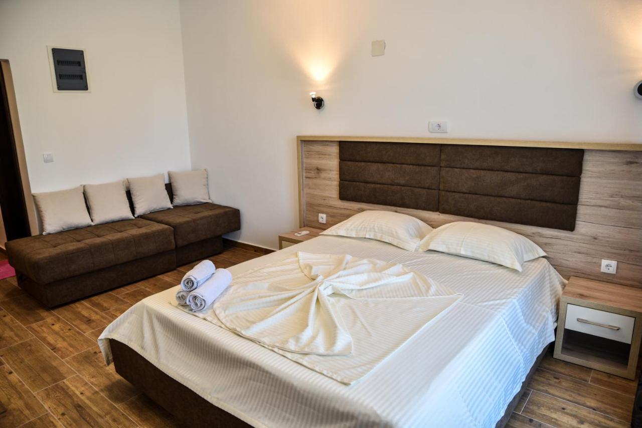 Casa Sinani Otel Ülgün Dış mekan fotoğraf