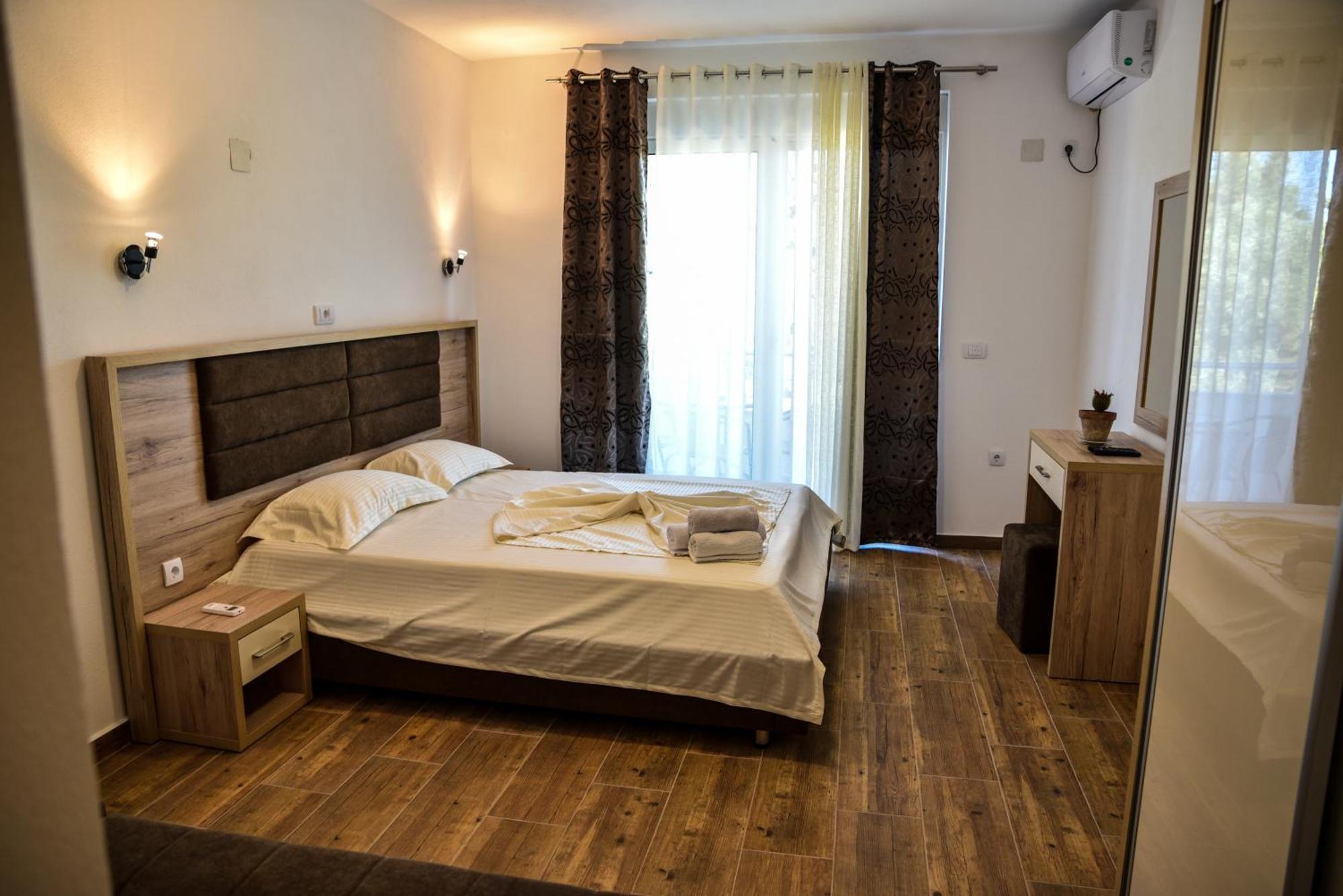 Casa Sinani Otel Ülgün Dış mekan fotoğraf