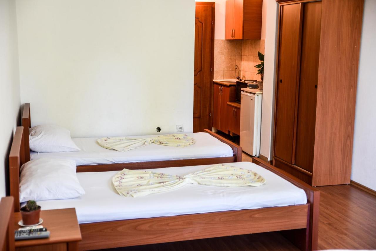 Casa Sinani Otel Ülgün Dış mekan fotoğraf